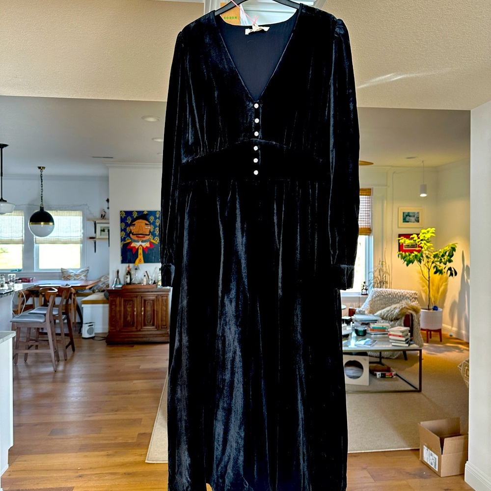 Boden black velvet midi dress NWT US size 14